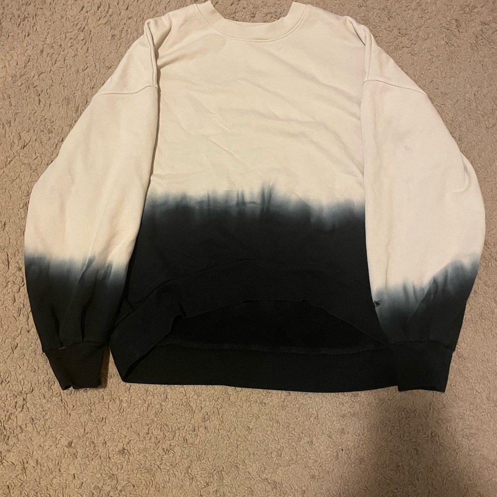 Ombre Levi’s crew neck